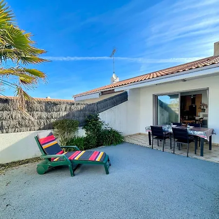 Maison Cosy Type 2 Avec Patio Paisible, Proche Centre Et Commerces - 3 Couchages - Fr-1-231-322 Ferienhaus