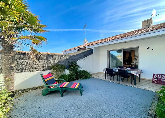 Maison Cosy Type 2 Avec Patio Paisible, Proche Centre Et Commerces - 3 Couchages - Fr-1-231-322 Ferienhaus